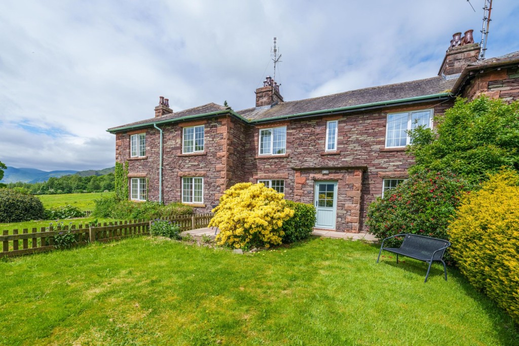 2 Gowbarrow Cottages, Watermillock